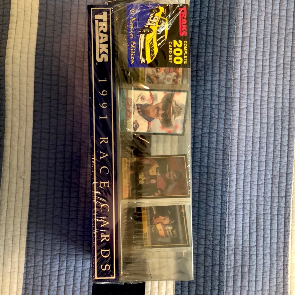 Traks Race cards